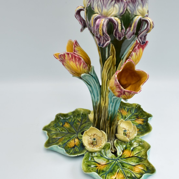 Tulip vase by Unknown Artist