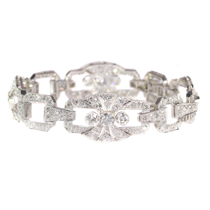 Authentic Art Deco platinum diamond bracelet 9.60 crt total diamond weight by Unknown artist