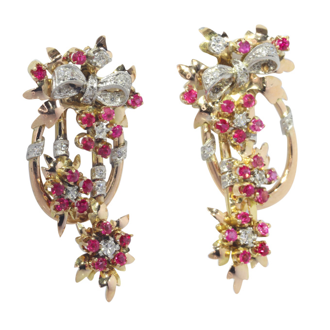 Vintage 1950's Retro pendent earrings with diamonds and rubies by Artista Sconosciuto