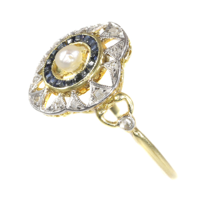 Art Deco - Belle Epoque ring with diamonds sapphires and a pearl by Unknown artist