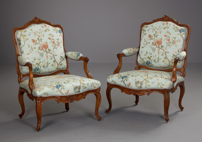 Pair of German Armchairs by Artiste Inconnu