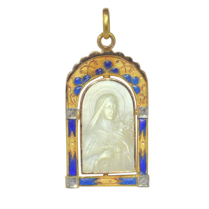 Vintage antique 18K gold mother-of-pearl medal Mother Mary with the miracle of the roses - set with diamonds and plique-a-jour enamel by Artista Sconosciuto