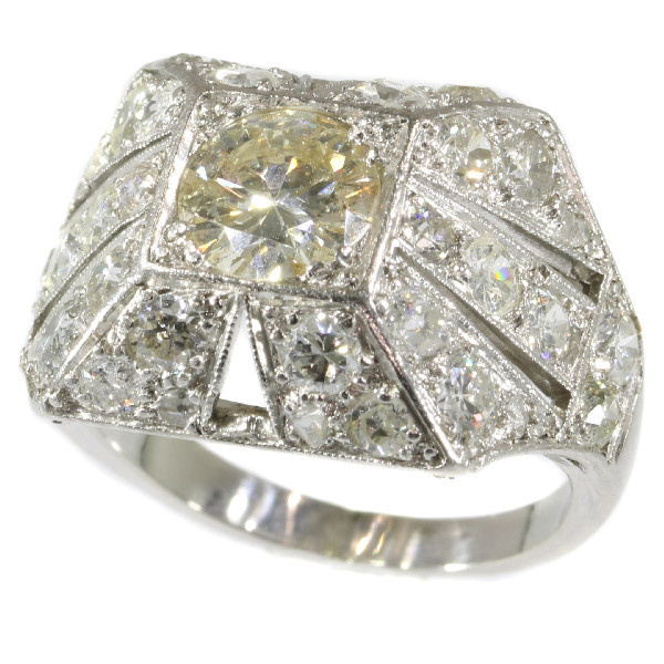 Sparkling Art Deco 3.78 crt diamond cocktail engagement ring by Artista Desconocido