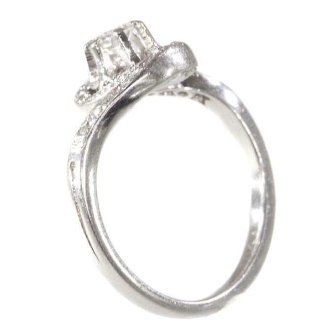 Estate platinum diamond engagement ring a so called tourbillion or twister by Onbekende Kunstenaar