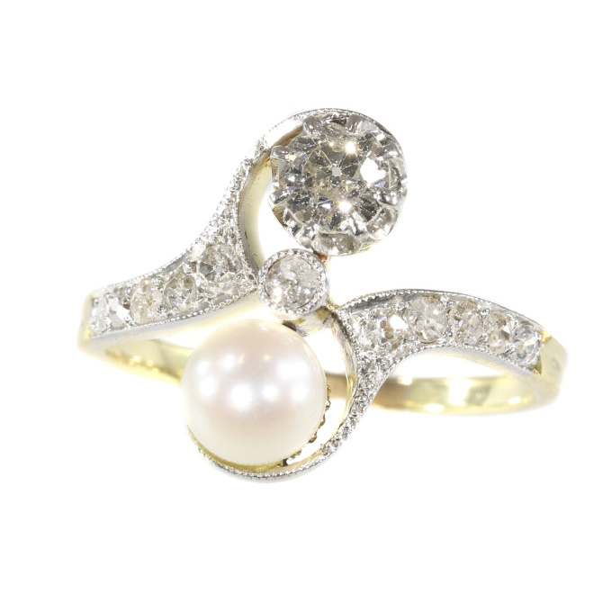Belle Epoque diamond and pearl engagement ring model toi et moi by Artista Sconosciuto
