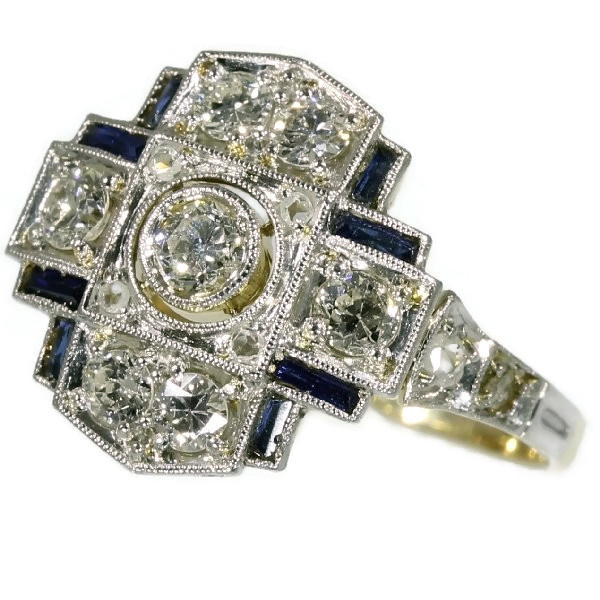 Art Deco engagement ring with diamonds and sapphires by Artista Sconosciuto