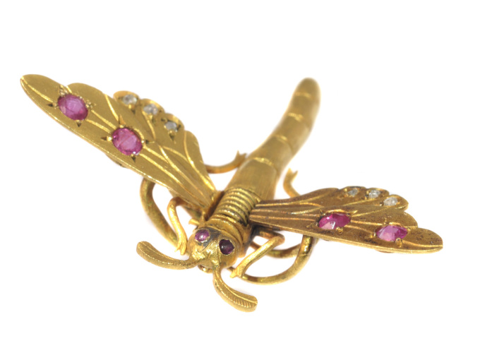 Antique Victorian hair clip brooch 18K gold dragonfly rose cut diamonds rubies by Artista Desconhecido