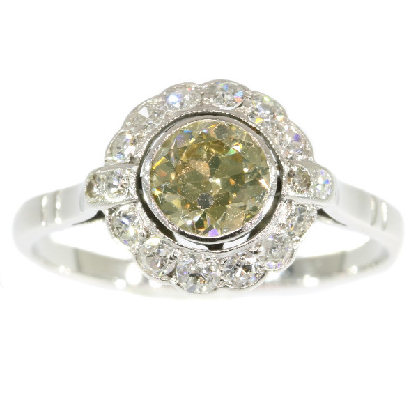 Fifties diamond engagement ring - white gold - champagne colored brilliant by Artista Desconhecido