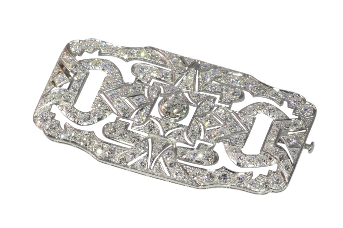 Glamour Revisited: The 1950s Art Deco Diamond Brooch by Artista Sconosciuto