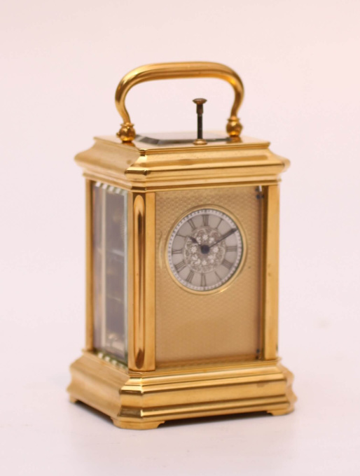 A miniature Swiss carriage timepiece with repetition, circa 1860 by Artista Desconocido
