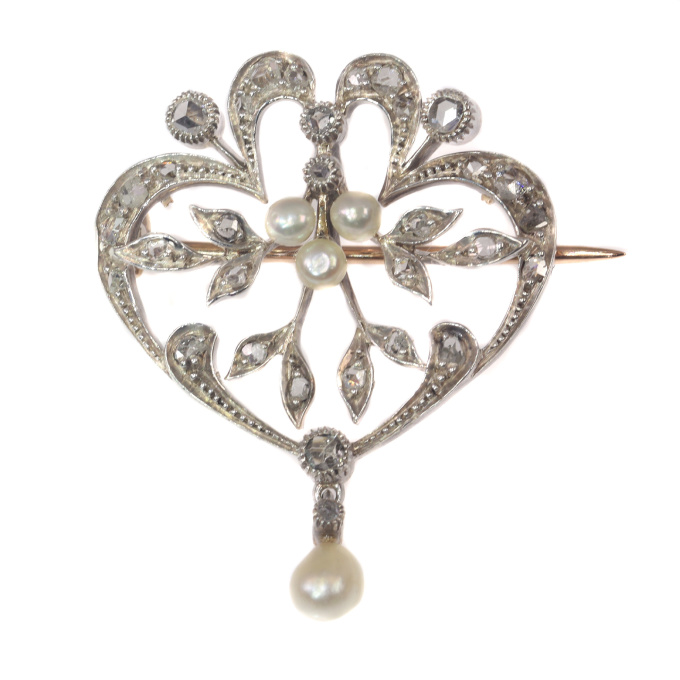 Vintage antique brooch pendant set with rose cut diamonds and seed pearls by Onbekende Kunstenaar