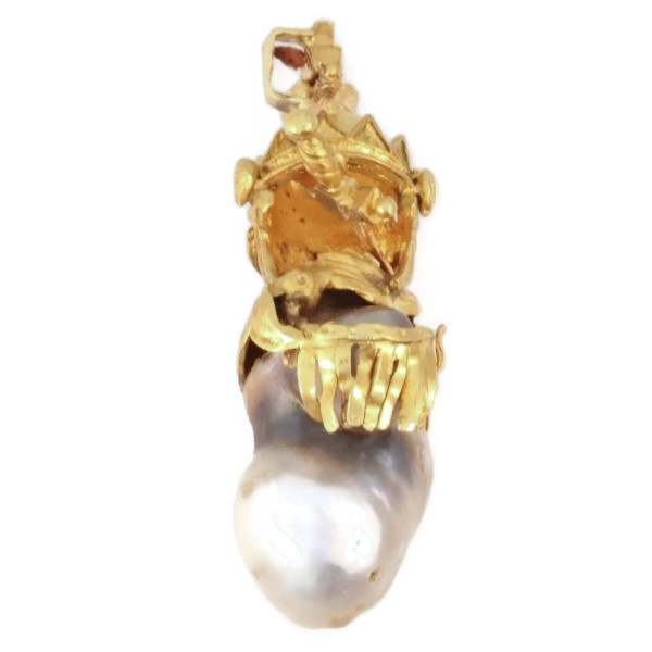 Intriguing Victorian pendant with big baroque pearl and warrior adornments by Artiste Inconnu