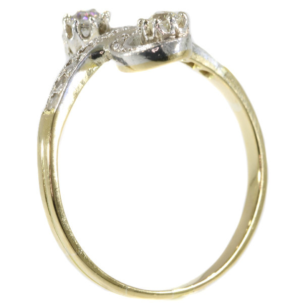 Antique diamond ring Belle Epoque toi et moi by Artista Sconosciuto
