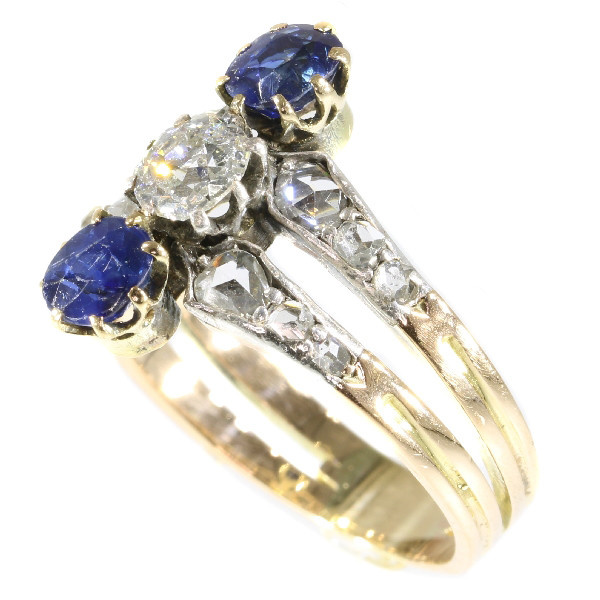 Antique Victorian ring with diamonds and sapphires by Artiste Inconnu