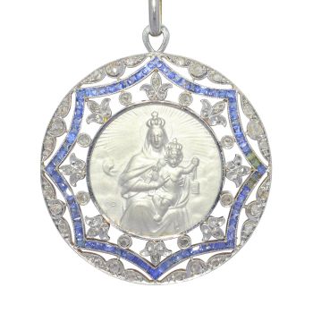 Vintage 1920's Edwardian - Art Deco diamond and sapphire medal Mother Mary and baby Jesus by Artista Desconhecido
