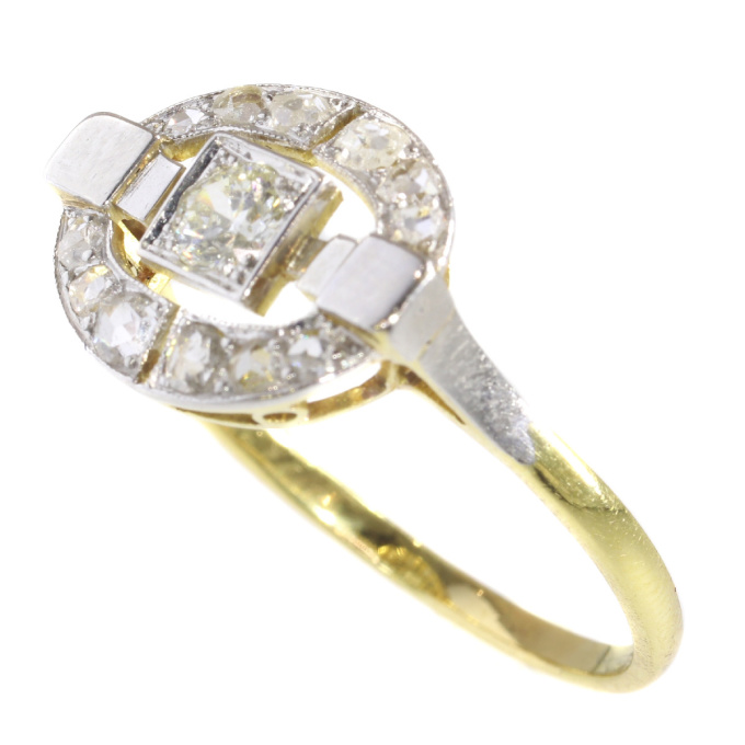 Art Deco diamond ring in two tone gold by Artista Sconosciuto