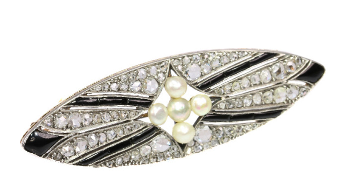 Vintage Art Deco diamond onyx and pearl brooch by Artista Sconosciuto