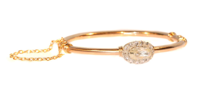 Elegant antique Victorian rose cut diamond bangle red gold by Unknown artist