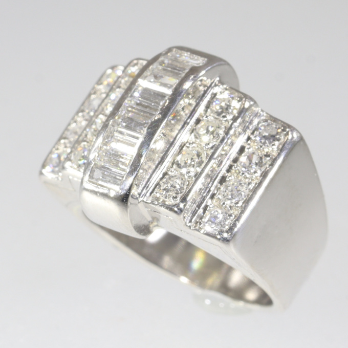 Vintage French strong design Art Deco diamond platinum ring by Unknown artist
