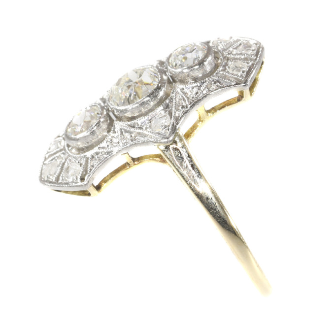 Original Vintage Belle Epoque diamond engagement ring by Artista Sconosciuto