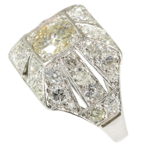 Sparkling Art Deco 3.78 crt diamond cocktail engagement ring by Artista Sconosciuto