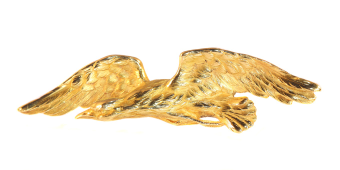 Late Victorian gold brooch flying eagle by Artiste Inconnu
