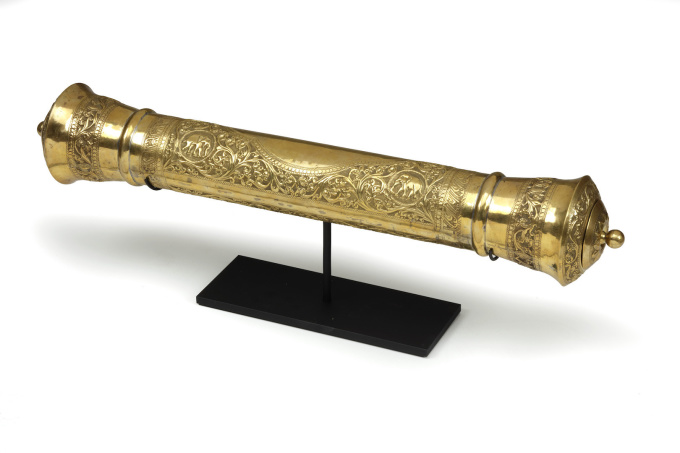 A GILT-SILVER SRI LANKAN DOCUMENT SCROLL CONTAINER  by Unknown artist