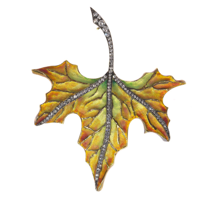 Vintage autumn leaf brooch enameled and with diamonds by Unbekannter Künstler