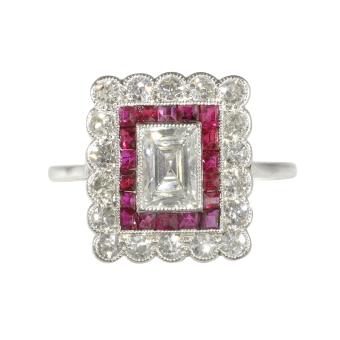 Vintage 1930's Art Deco diamond and ruby engagement ring by Unbekannter Künstler
