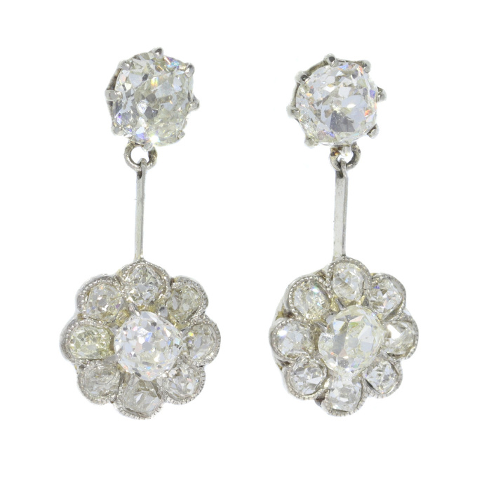 Platinum Art Deco pendant diamond earrings by Artiste Inconnu