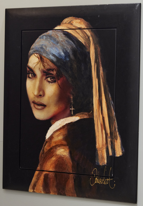 Madonna with the pearl by Peter Donkersloot