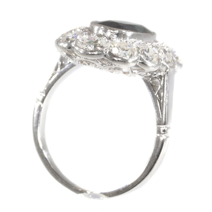 Vintage 1950's platinum diamond and sapphire engagement ring - lady Di style by Unbekannter Künstler