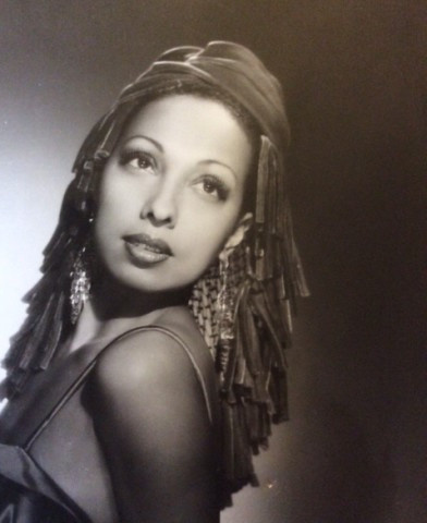A very rare photo of Josephine Baker by Studio Harcourt