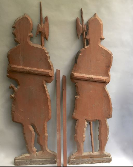 Two dummy boards of Soldiers or Guards by Artista Desconhecido