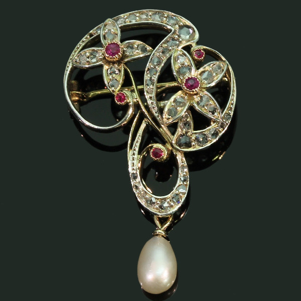 Art Nouveau brooch with diamonds and rubies Jugendstil by Onbekende Kunstenaar