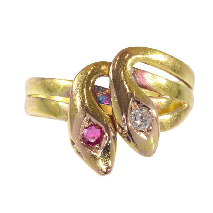 Vintage antique 18K gold double snake ring with diamond and ruby by Unbekannter Künstler