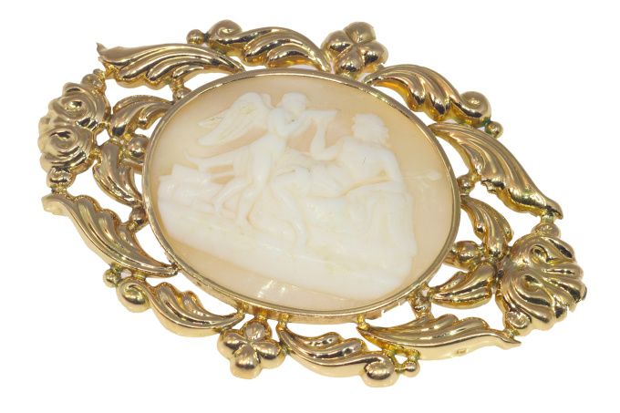 Antique 18K gold mounted cameo representing Bacchus offering Cupid a cup of wine, after Bertel Thorvaldsen by Unknown Artist