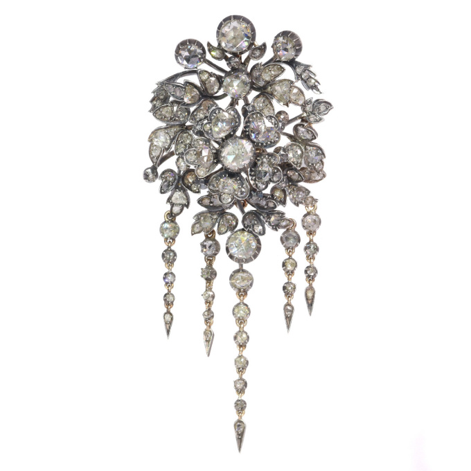 Impressive antique flower brooch trembleuse corsage fully embellished with high quality rose cut diamonds by Artista Desconhecido