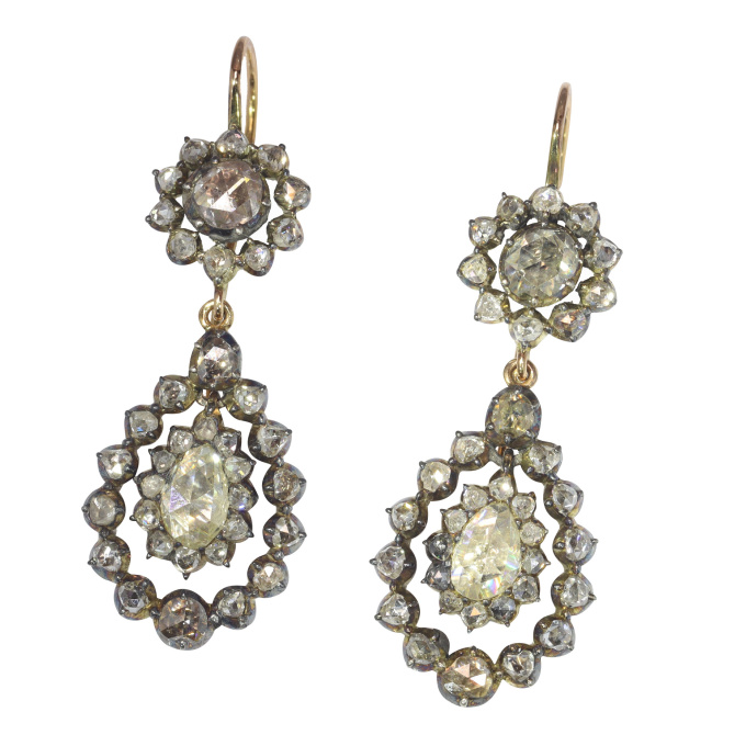 Antique Georgian diamond long pendent earrings by Onbekende Kunstenaar