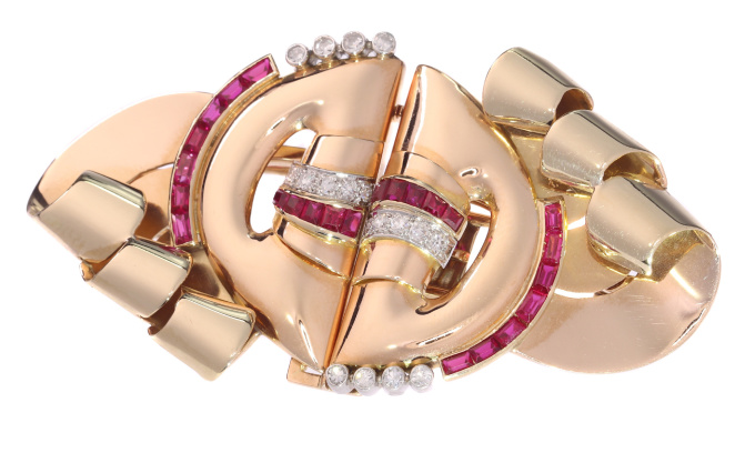 Strong design three tone gold Retro double clip with diamonds and rubies by Artista Sconosciuto
