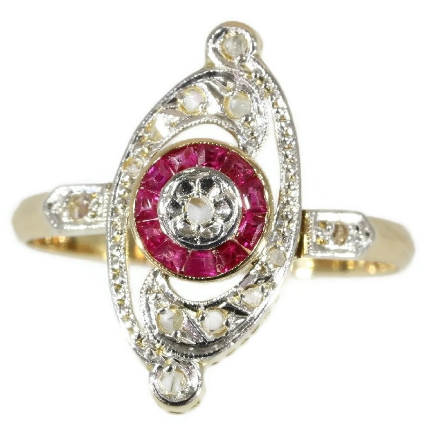 Charming Belle Epoque Art Deco ring with diamonds and rubies by Unbekannter Künstler