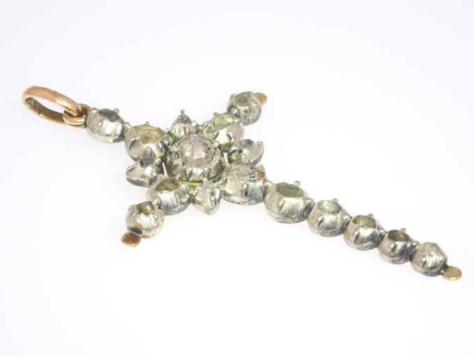 Victorian rose cut diamond cross pendant by Unbekannter Künstler